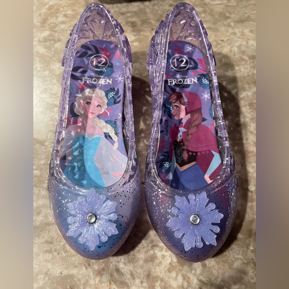 Disney Frozen theme shoes